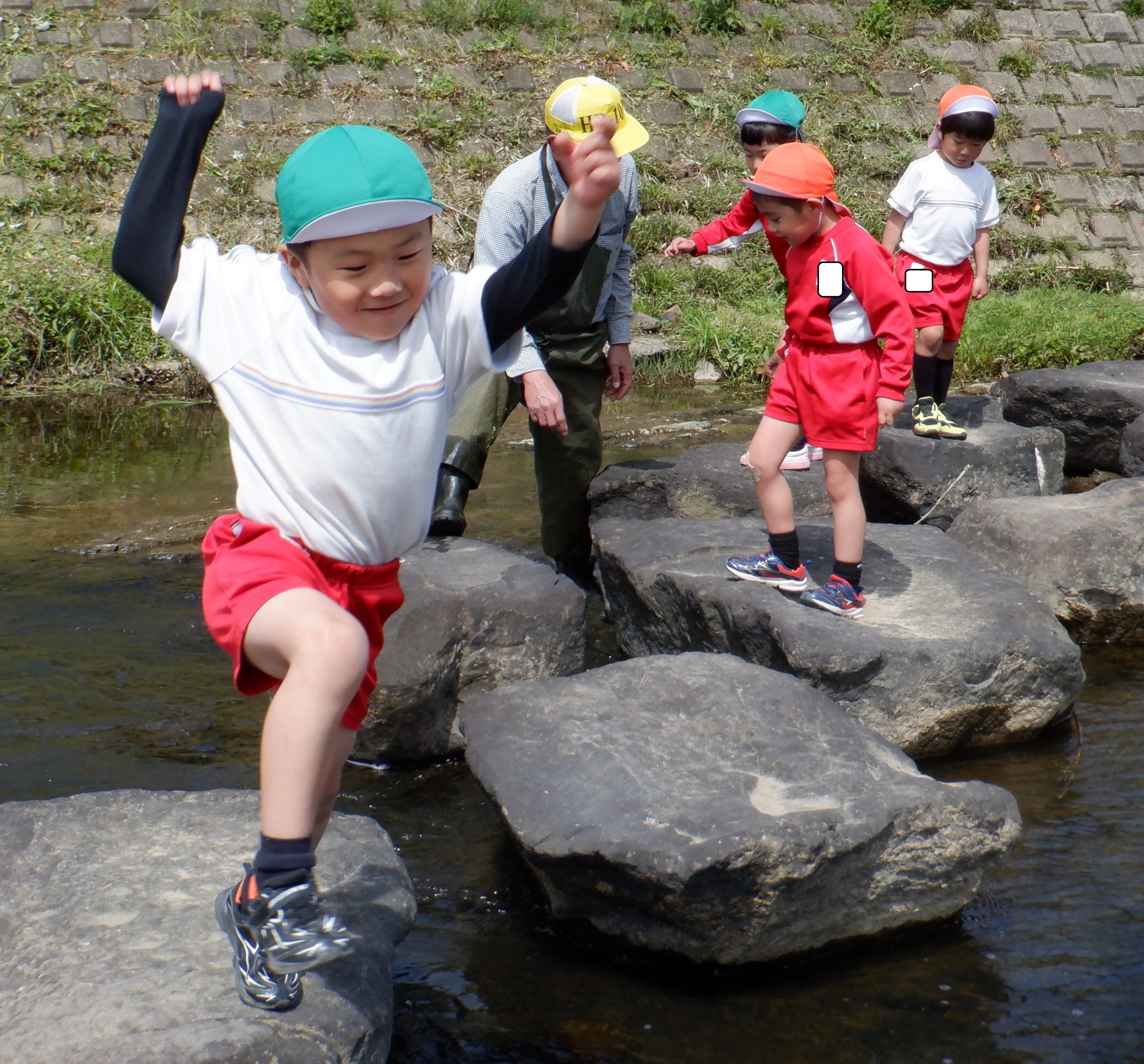 記事：川で遊ぼう！　～初回編～のサムネイル