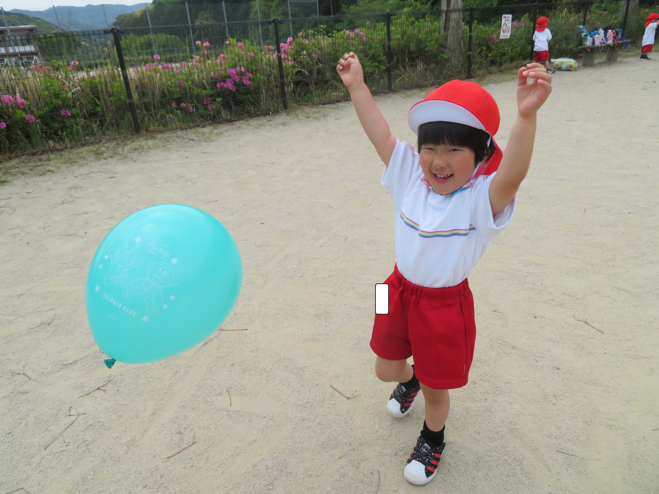 記事：遠足ごっこ（年少）のサムネイル