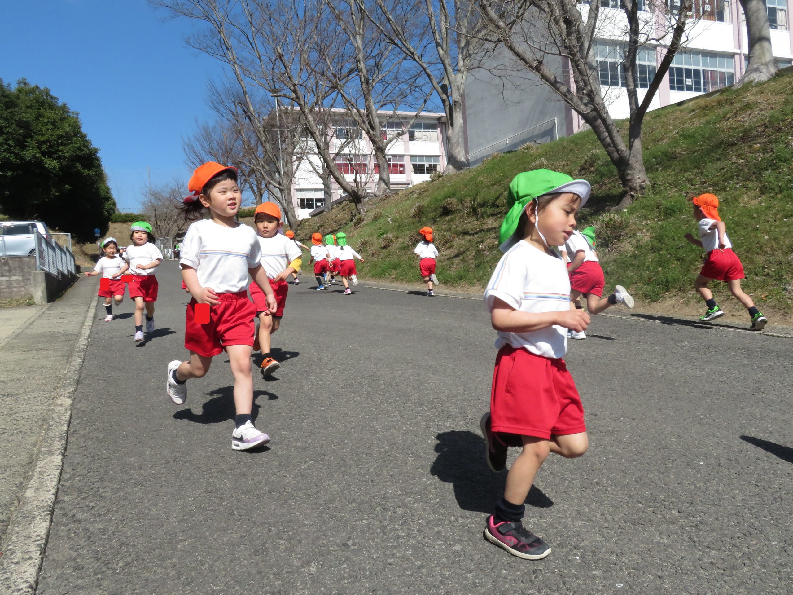 記事：マラソン大会🏁（年中組）のサムネイル